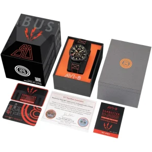 Homme AVI-8 Montre Dambuster Chronographe AV-4107-01