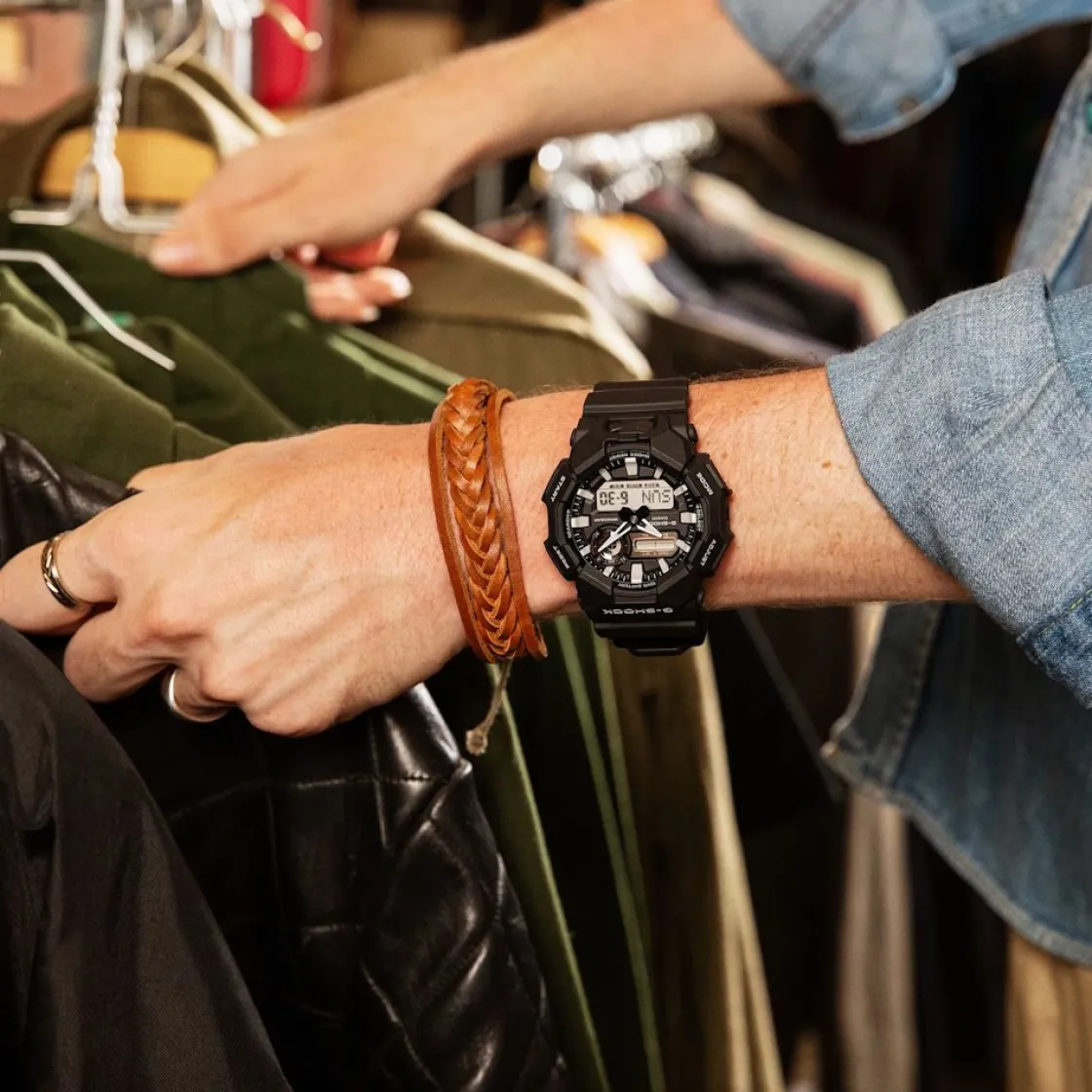 montre_casio_gshock_gaaer_3-1.webp Homme Casio G-Shock Montre GA-010-1AER