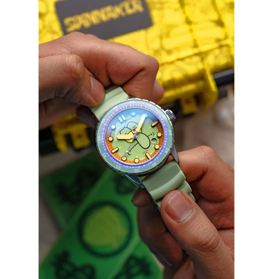 montre_spinnaker_hass_aut_4-4.webp Homme Spinnaker Montre Hass Automatic Spongebob Carlos 25TH Limited Edition SP-5138-33